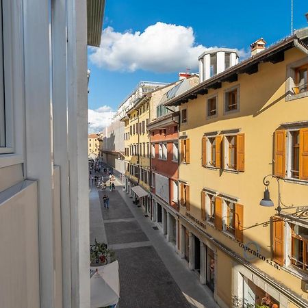 Udine Palazzo D'Aronco Modern Apartment Ngoại thất bức ảnh
